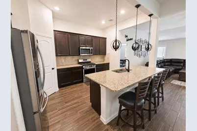 417 Kohls Crest Road, La Porte, TX 77571 - Photo 10
