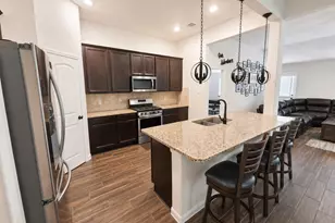 417 Kohls Crest Rd, La Porte, TX 77571 - Photo 10