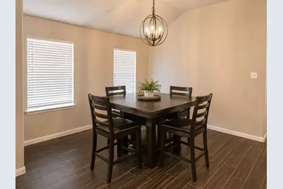 417 Kohls Crest Road, La Porte, TX 77571 - Photo 8