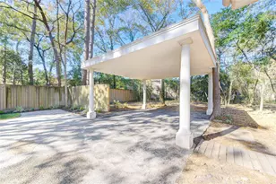 50 Saddlebrook Ln, Houston, TX 77024 - Photo 44