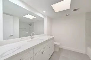 50 Saddlebrook Ln, Houston, TX 77024 - Photo 34