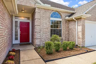 12207 Canterhurst Way, Houston, TX 77065 - Photo 6