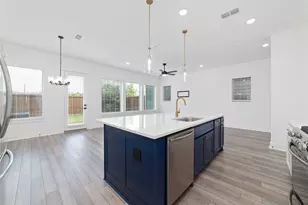 10974 Swang Link Dr, Houston, TX 77043 - Photo 10