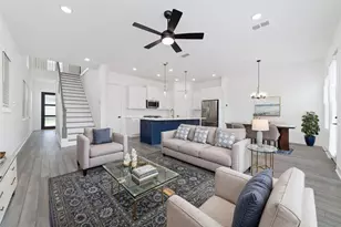 10974 Swang Link Dr, Houston, TX 77043 - Photo 4