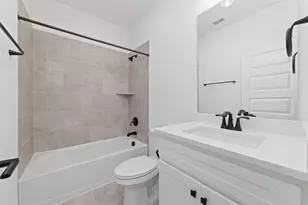 10974 Swang Link Dr, Houston, TX 77043 - Photo 30