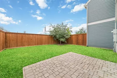 10974 Swang Link Drive, Houston, TX 77043 - Photo 8