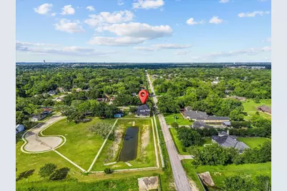 721 S Kansas Avenue, League City, TX 77573 - Photo 2