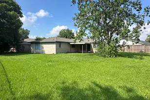 12210 Roandale Dr, Houston, TX 77048 - Photo 18