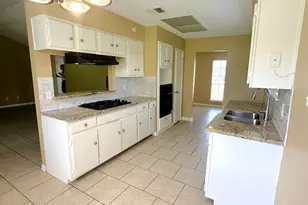 12210 Roandale Dr, Houston, TX 77048 - Photo 4