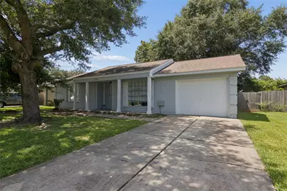 2504 Ewell Drive, League City, TX 77573 - Photo 2