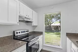2504 Ewell Dr, League City, TX 77573 - Photo 8