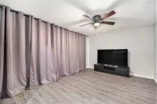 12215 Hillcroft St, Houston, TX 77035 - Photo 6