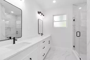 8646 Valley Gold Ct, Houston, TX 77078 - Photo 18