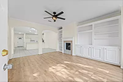 1310 E James Street #19, Baytown, TX 77520 - Photo 4