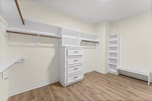1310 E James St, Baytown, TX 77520 - Photo 16