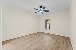 1310 E James St, Baytown, TX 77520 - Photo 10