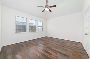 2826 Painted Sunrise Trail, Houston, TX 77045 - Photo 6