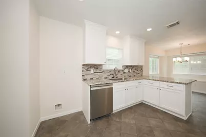 8811 Tan Oak Circle, Tomball, TX 77375 - Photo 10