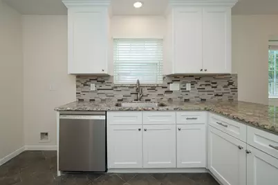 8811 Tan Oak Circle, Tomball, TX 77375 - Photo 16