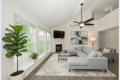 8811 Tan Oak Circle, Tomball, TX 77375 - Photo 2