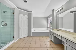 7411 Pacific Ridge Ct, Houston, TX 77095 - Photo 10