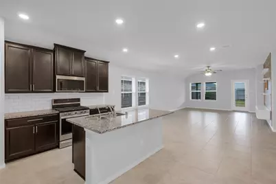 2442 Goddard Green Drive, Rosharon, TX 77583 - Photo 4