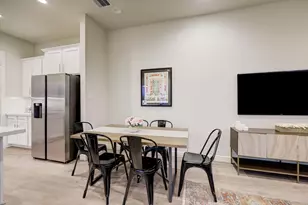 2319 Silva Park Ln, Houston, TX 77091 - Photo 10
