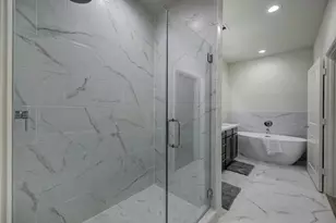 2319 Silva Park Ln, Houston, TX 77091 - Photo 14