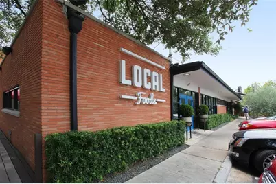 2702 S Glen Haven Boulevard, Houston, TX 77025 - Photo 22