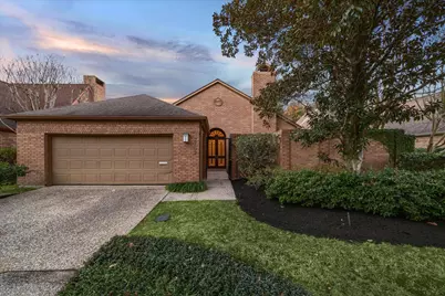 2702 S Glen Haven Boulevard, Houston, TX 77025 - Photo 1