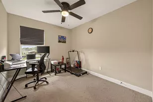 9724 Racine St, Houston, TX 77029 - Photo 16