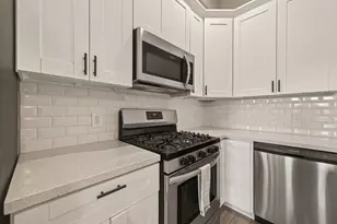 9724 Racine St, Houston, TX 77029 - Photo 8