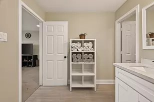 9724 Racine St, Houston, TX 77029 - Photo 24