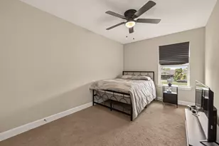 9724 Racine St, Houston, TX 77029 - Photo 14