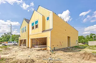 9113 Highland Northern Way St, Houston, TX 77088 - Photo 12