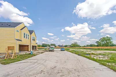 9113 Highland Northern Way Street, Houston, TX 77088 - Photo 14