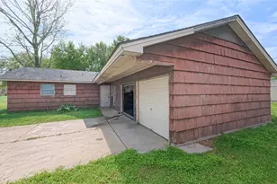 10818 Longren St, Houston, TX 77089 - Photo 2