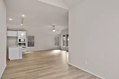 5218 Maple Wood Drive, Manvel, TX 77578 - Photo 12