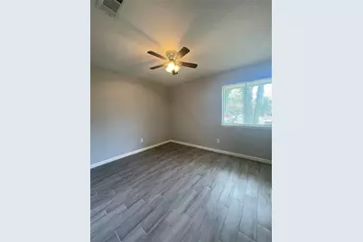 7622 Bubbling Spring Lane, Houston, TX 77086 - Photo 10