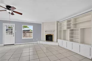 7622 Bubbling Spring Ln, Houston, TX 77086 - Photo 6