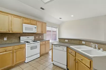 4827 Claymill Court, Katy, TX 77449 - Photo 10