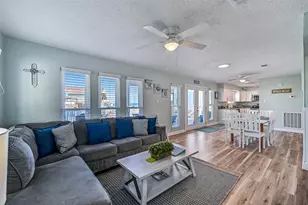 4413 Tampico Way, Galveston, TX 77554 - Photo 10