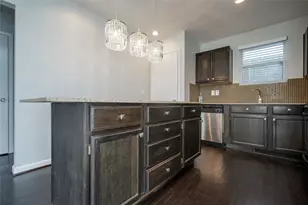 906 W 9th St, Houston, TX 77007 - Photo 22