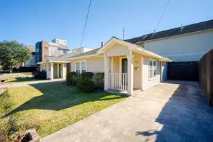 906 W 9th St, Houston, TX 77007 - Photo 1