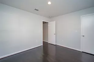 906 W 9th St, Houston, TX 77007 - Photo 24