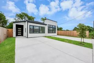 5306 Eastland St, Houston, TX 77028 - Photo 2
