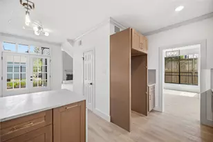 2606 Nantucket Dr, Houston, TX 77057 - Photo 8