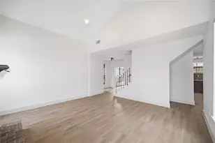 2606 Nantucket Dr, Houston, TX 77057 - Photo 14