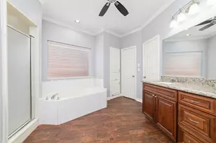 7115 W Hearthstone Green Dr, Houston, TX 77095 - Photo 18