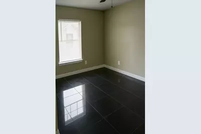 4719 Clay Street #2, Houston, TX 77023 - Photo 6